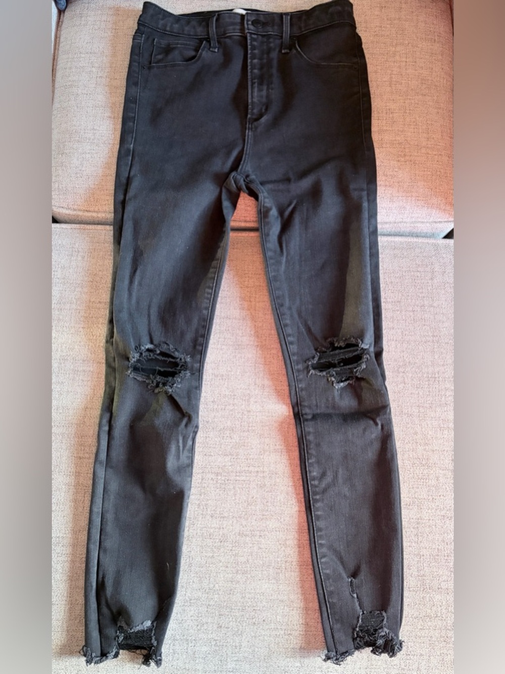 Abercrombie & Fitch Super Skinny Ankle High-Rise Black Ripped Jeans